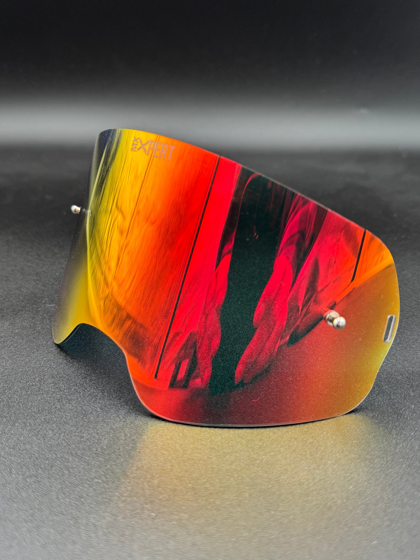 Lens - RED ELITE REVO lens offers anti-fog option. (Tac)