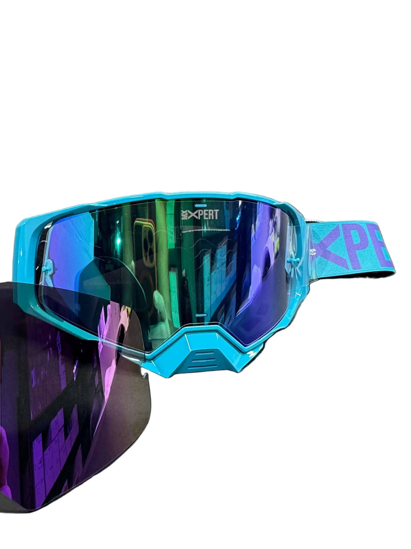 B - Youth Xpert