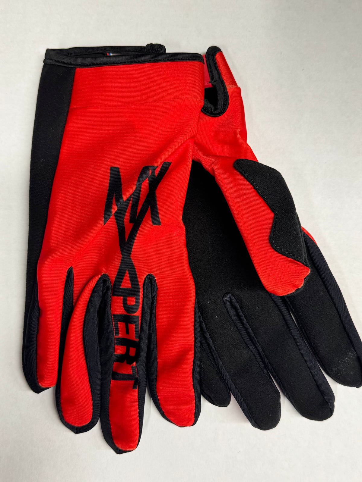 G - Adult Gloves