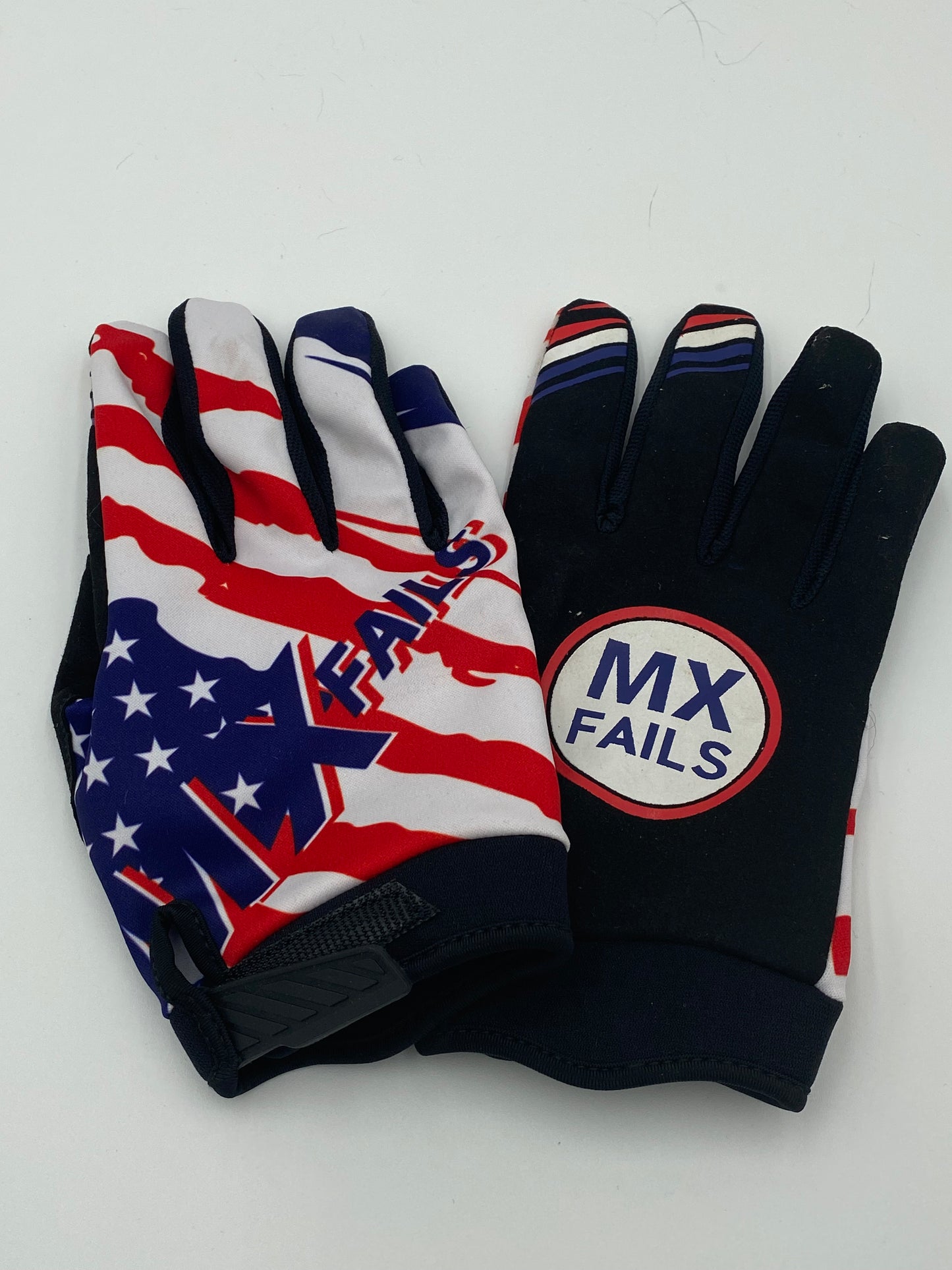 MXFAILS - GLOVES - Red/White/Blue